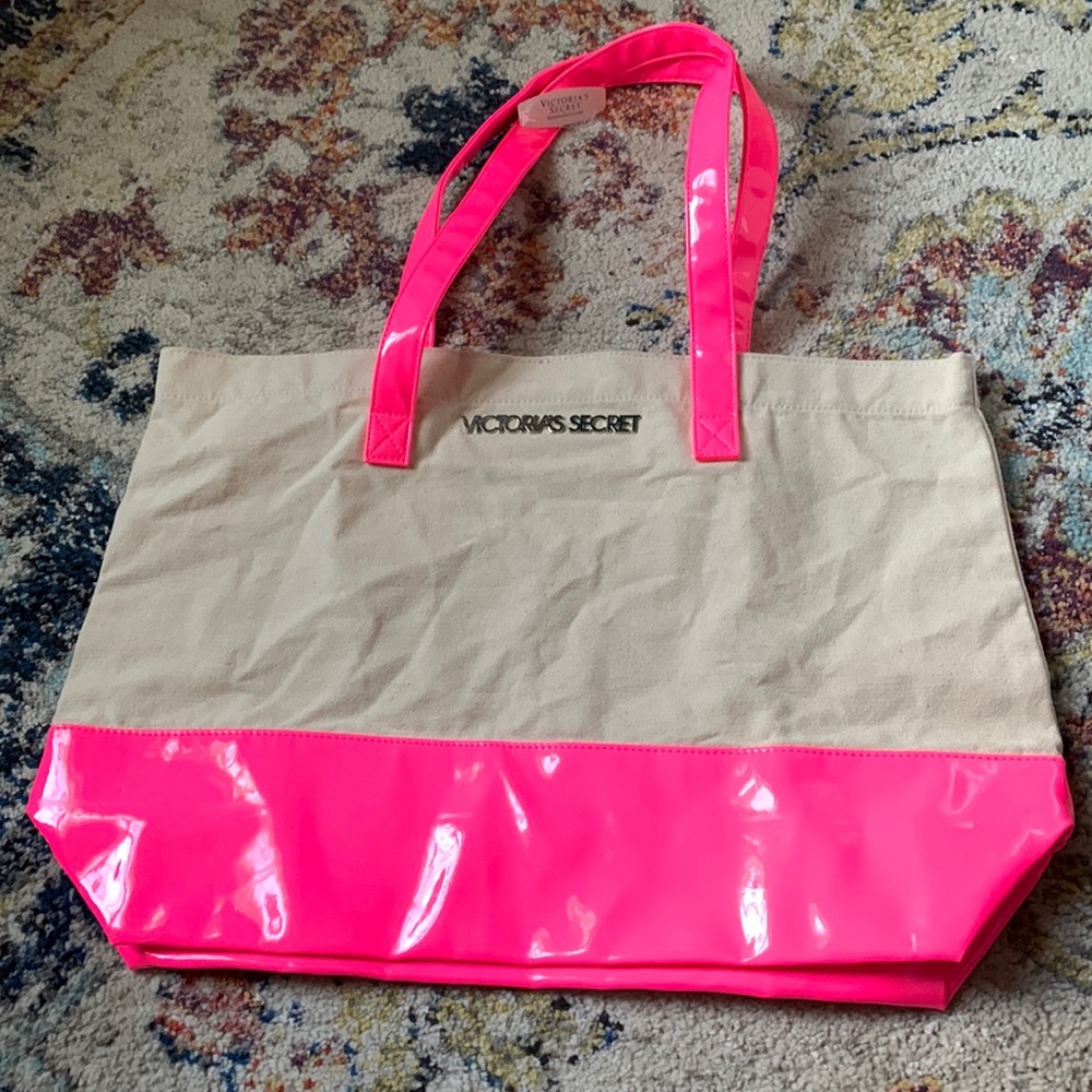 VICTORIA SECRETS TAN/HOT PINK OVER THE SHOULDER BAG NWT
